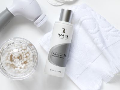 AGELESS - Total Facial Cleanser